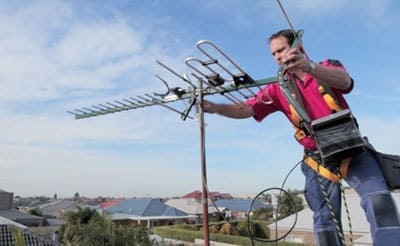 Servizi elettricista: Installazione antenne tv